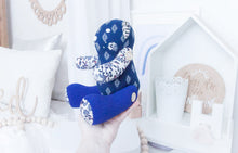 Load image into Gallery viewer, MEMORY BEAR "Biscuit" Memories in Threads Bear Heirloom Cloth Doll