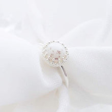 Load image into Gallery viewer, MEMORY JEWELLERY Rhiannan "Royal" Deluxe Crown Ring