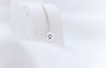 Load image into Gallery viewer, MEMORY CHARM Pet Paw Print Disc Charm Pendant