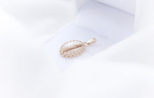 Load image into Gallery viewer, MEMORY JEWELLERY &quot;Ophelia&quot; Oval Royal Crown Pendant