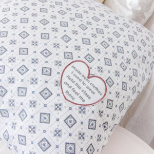 MEMORY PILLOW "Cassidy" Collared Memories in Threads Pillow