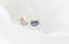 Load image into Gallery viewer, MEMORY JEWELLERY &quot;Sally&quot; Smooth Memories in Threads European Bead