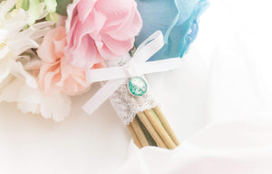 MEMORY WEDDING "Brae" Bridal Bouquet Memories in Threads Charm