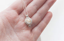Load image into Gallery viewer, MEMORY JEWELLERY &quot;Carly&quot; Caged Pearl Floating Pendant Memories in Threads