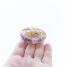 Load image into Gallery viewer, MEMORY DECOR &quot;Pansy&quot; Memories in Threads Palmstone Keepsake